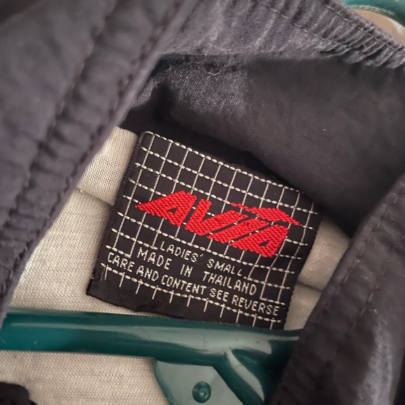 jacket - Picture 3 of 3